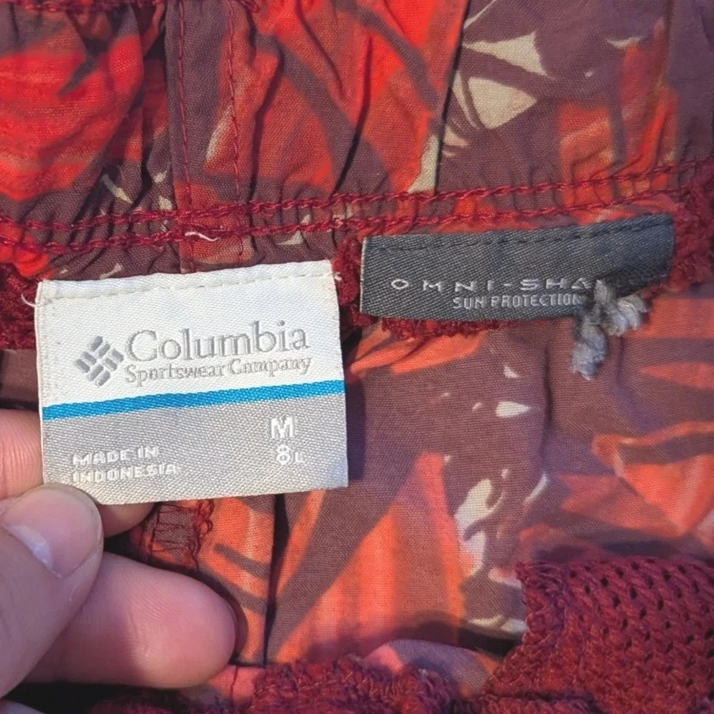 Columbia Omni-Shade Mens Medium Red Tropical Leaf Print Belted Outdoor Shorts